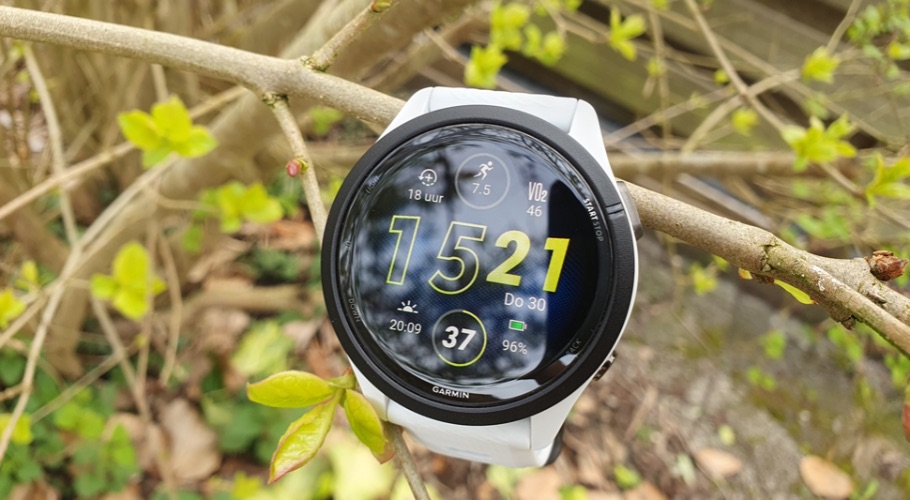 Forerunner 265 watchface display