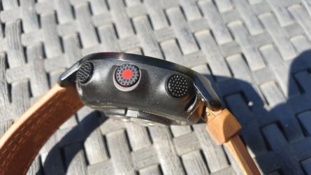 Polar Grit X Pro zijkant