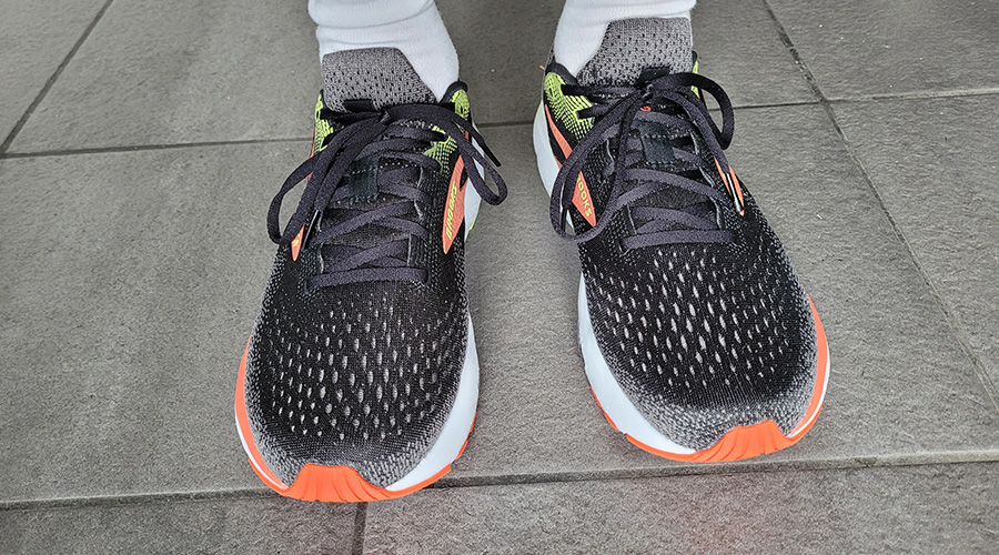 Brooks ghost 16 voorkant